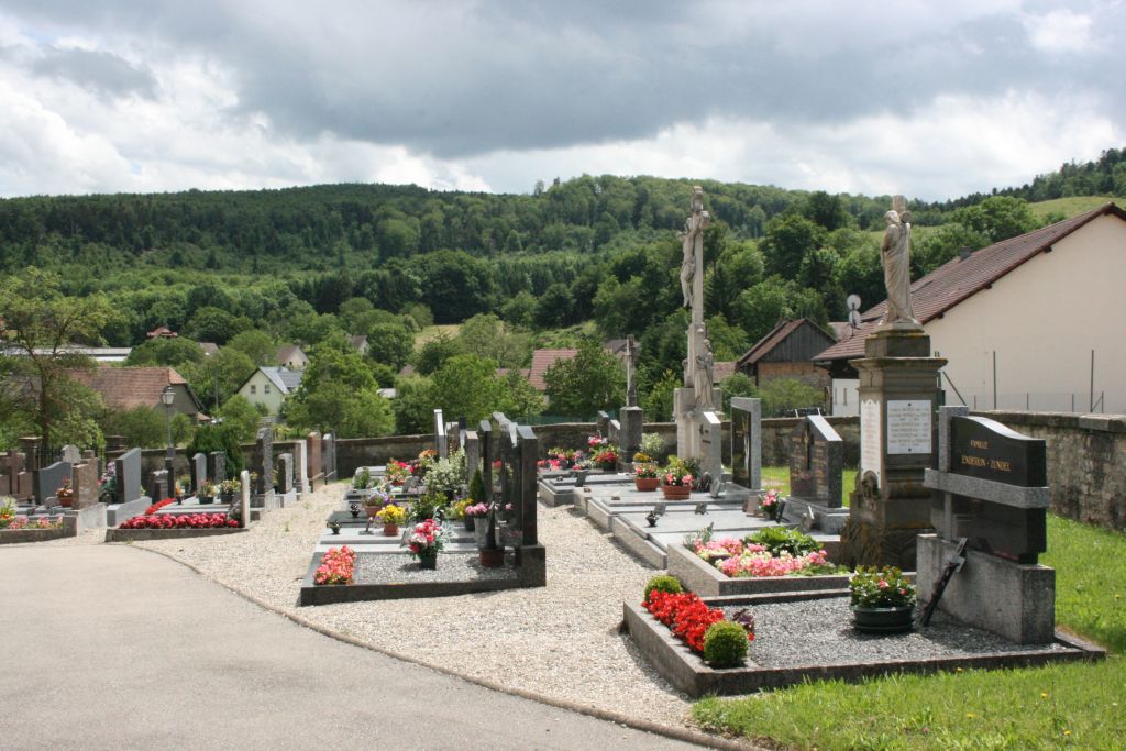 Vue du cimetière de Koestlach